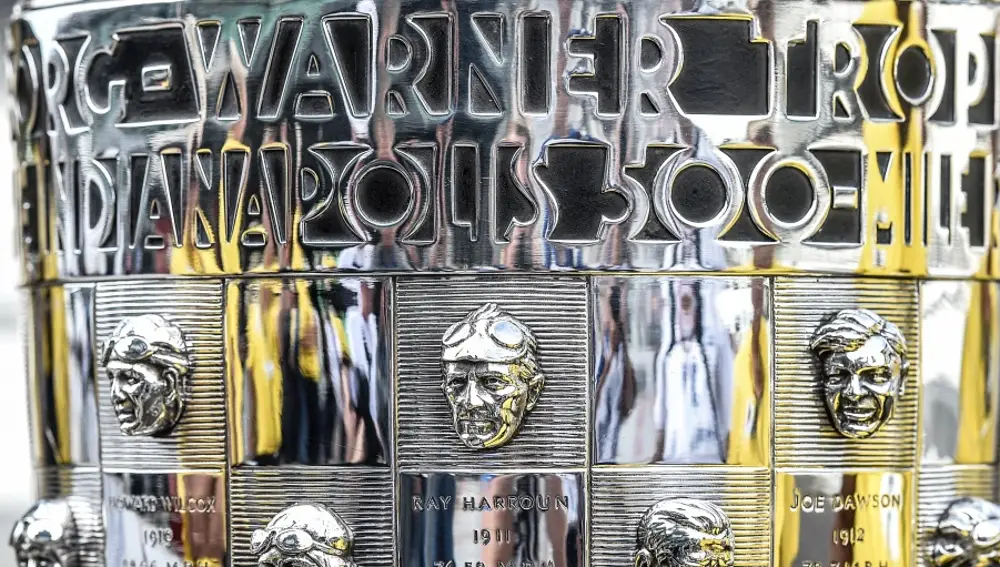 Borg-Warner-Trophy.jpg