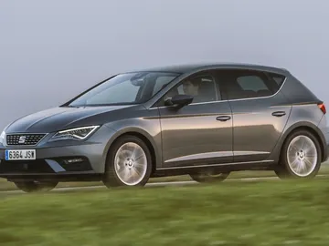seat_leon_42_rec.jpg seat_leon_42_rec.jpg