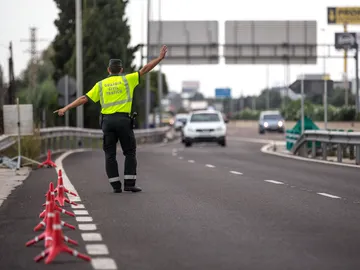 12592261.jpg 12592261.jpg