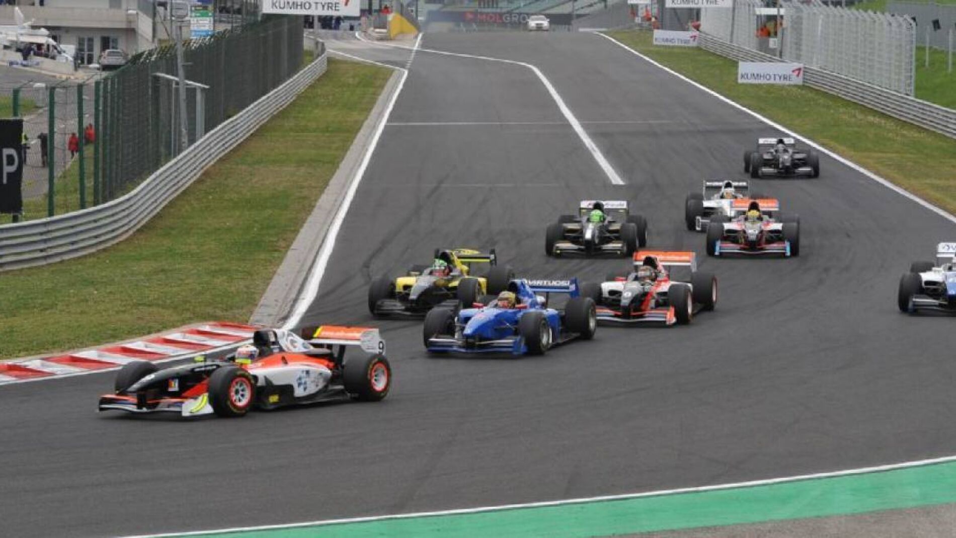 SalidaHungaroringAutoGP2015.jpg