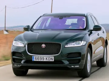 F-Pace-03.jpg F-Pace-03.jpg