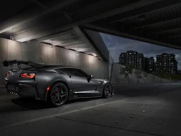 2019-Chevrolet-Corvette-ZR1-004-1.jpg 2019-Chevrolet-Corvette-ZR1-004-1.jpg