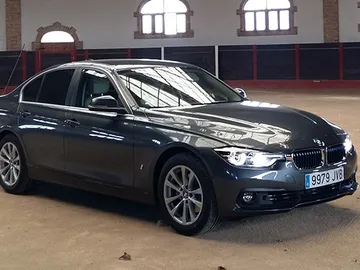 bmw-330e_lateral_derecho_plaza_41-e1484745485614.jpg bmw-330e_lateral_derecho_plaza_41-e1484745485614.jpg