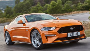 ford_mustang_gt_fastback_172.jpg