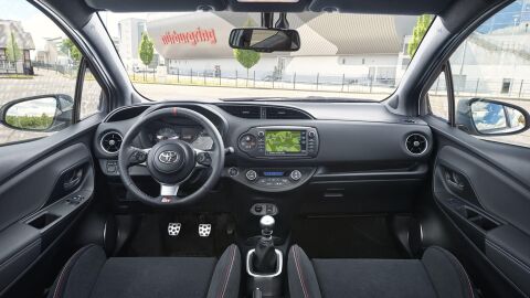 toyota-yaris-grmn-0917-017