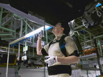 FORD_2017_Exoskeletton__004.jpg FORD_2017_Exoskeletton__004.jpg