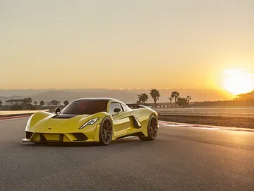 hennessey-venom-f5-1017-001.jpg hennessey-venom-f5-1017-001.jpg