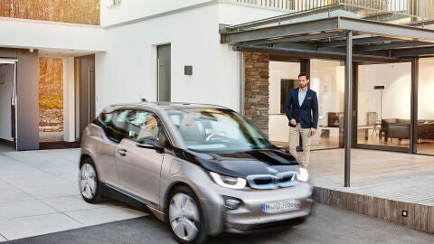 bmw-gesture-control-parking-06