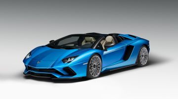 lamborghini-aventador-s-roadster-0917-007.jpg