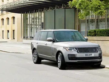 RR_18MY_PHEV_LWB_Onroad_101017_05.jpg RR_18MY_PHEV_LWB_Onroad_101017_05.jpg
