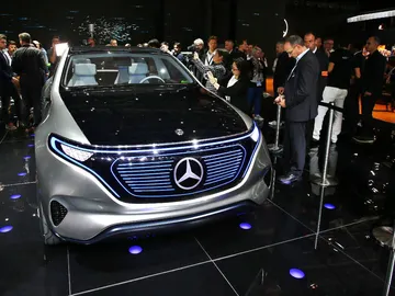 mercedes-generation-eq-paris-2016-01.jpg mercedes-generation-eq-paris-2016-01.jpg