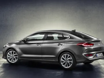 hyundai_i30_fastback_6.jpg hyundai_i30_fastback_6.jpg