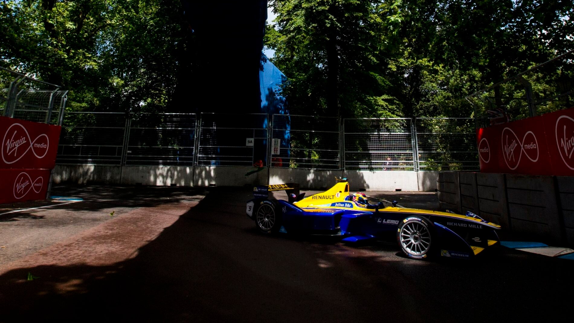 SebastienBuemiFormulaELondres2016R.jpg