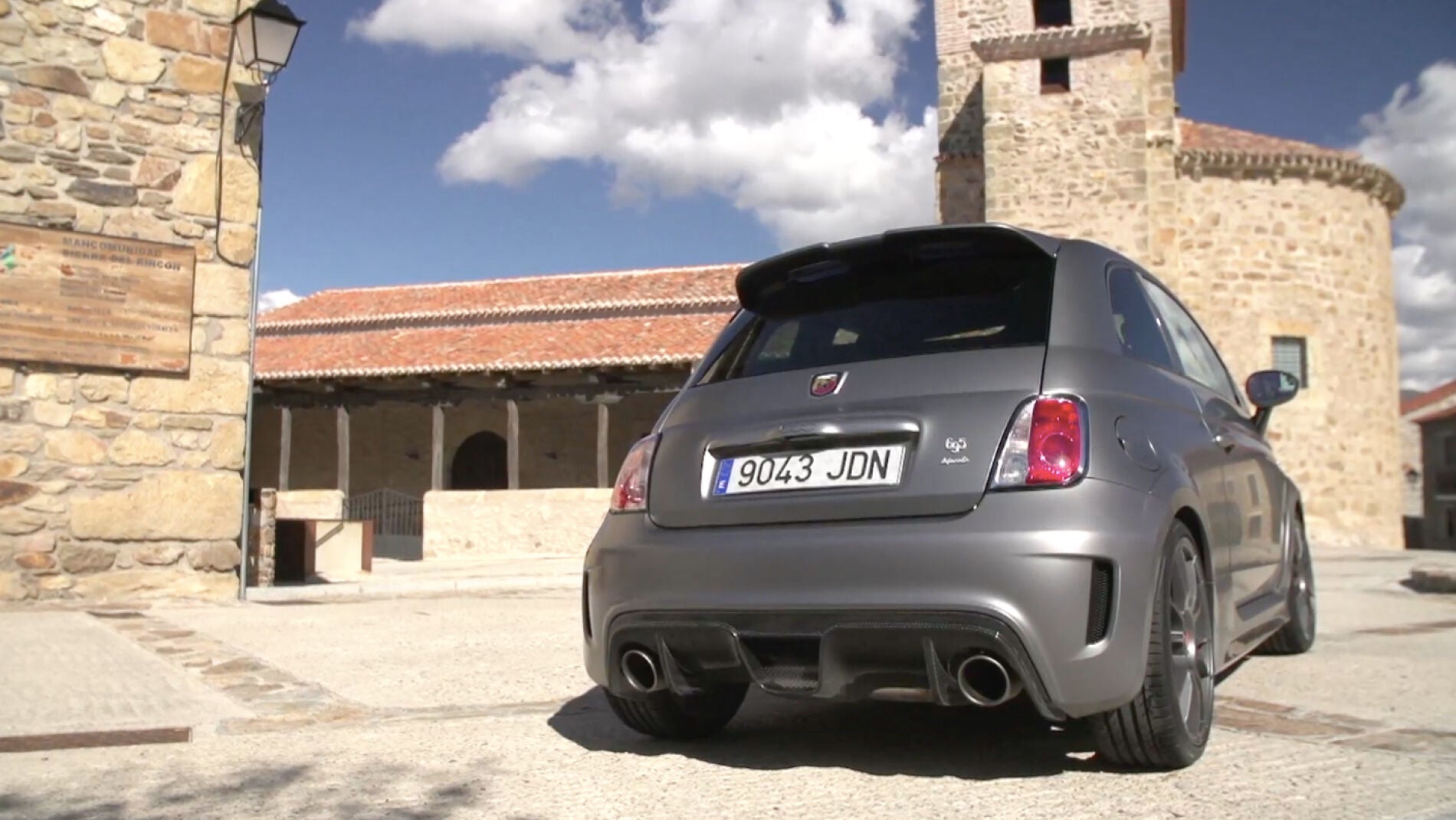 ABARTH1.jpg