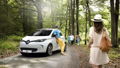 renault-ZOE32
