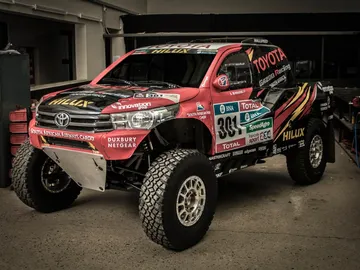 toyota-gazoo-za-evo-dakar-2017-1.jpg toyota-gazoo-za-evo-dakar-2017-1.jpg