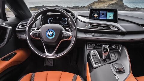 bmw-i8-roadster-1117-010