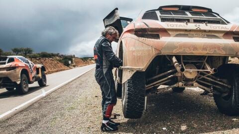 carlos-sainz-mala-suerte-cc 2)