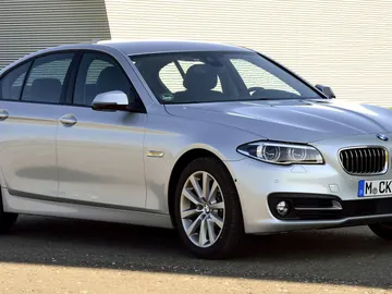 bmw.jpg bmw.jpg
