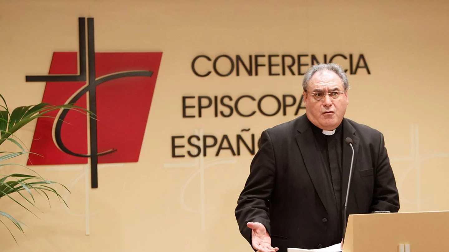 Gil Tamayo, presidente de la Conferencia Episcopal Gil Tamayo, presidente de la Conferencia Episcopal