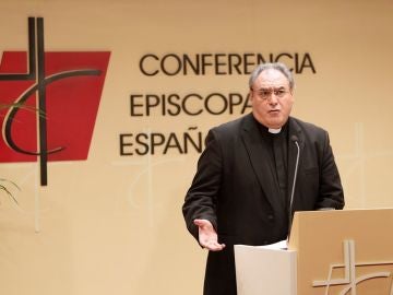 Gil Tamayo, presidente de la Conferencia Episcopal Gil Tamayo, presidente de la Conferencia Episcopal