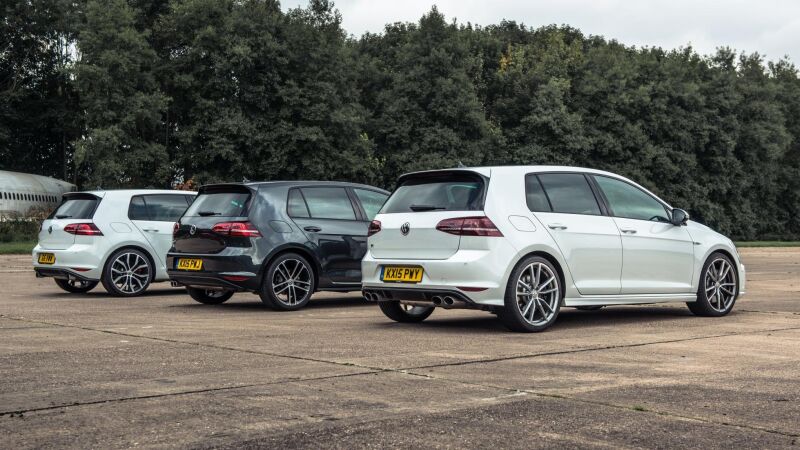 ¿Quién será el más rápido: Golf GTD, Golf GTI o Golf R? (Vídeo)