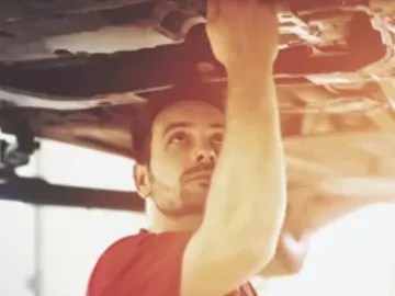 Conductas con las que maltratas tu coche a diario Conductas con las que maltratas tu coche a diario