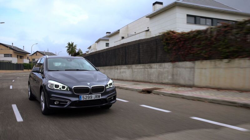 BMW 225xe Active Tourer: Así es el único monovolumen híbrido enchufable del mercado