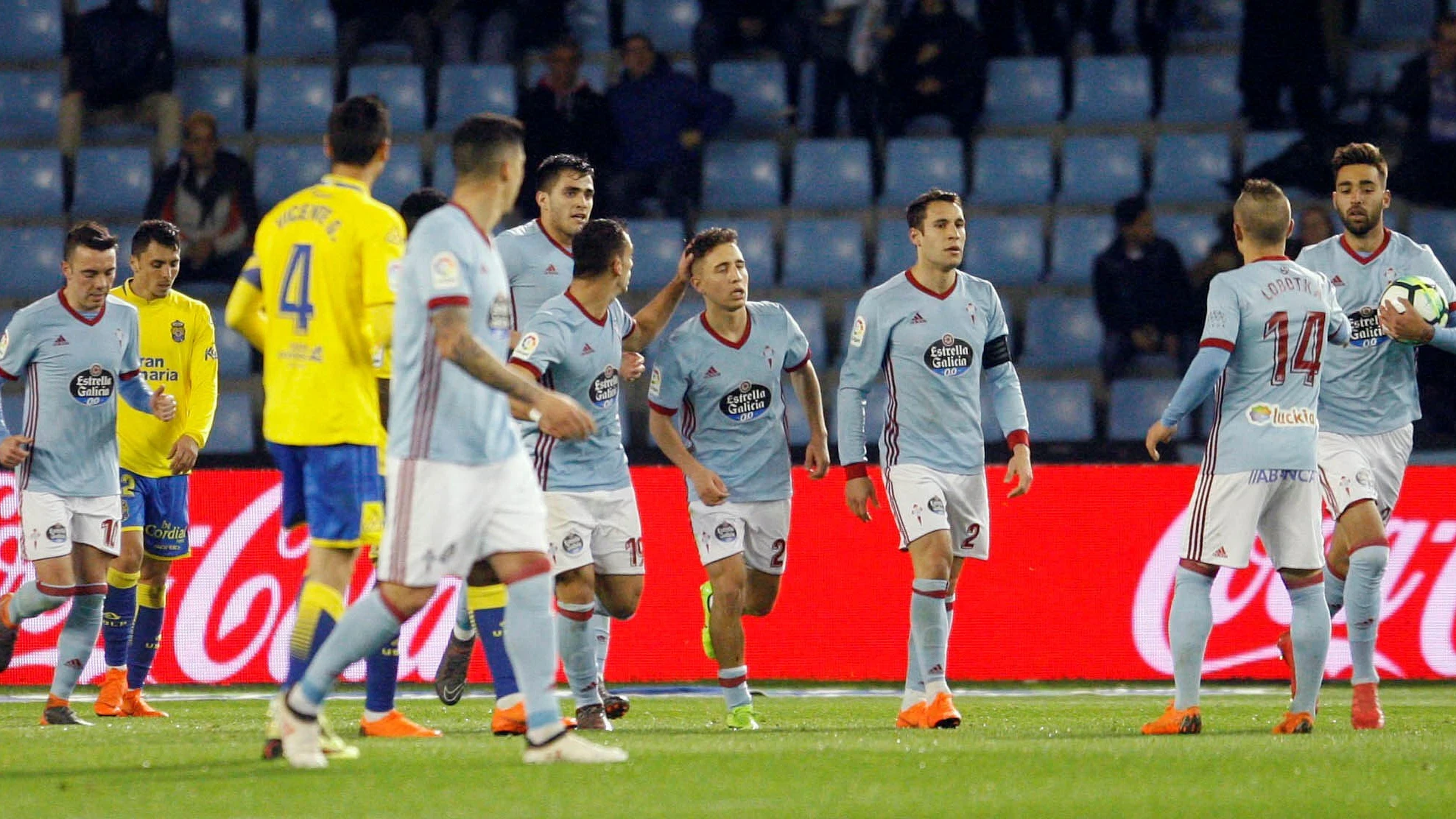 Los jugadores del Celta celebran un gol ante Las Palmas