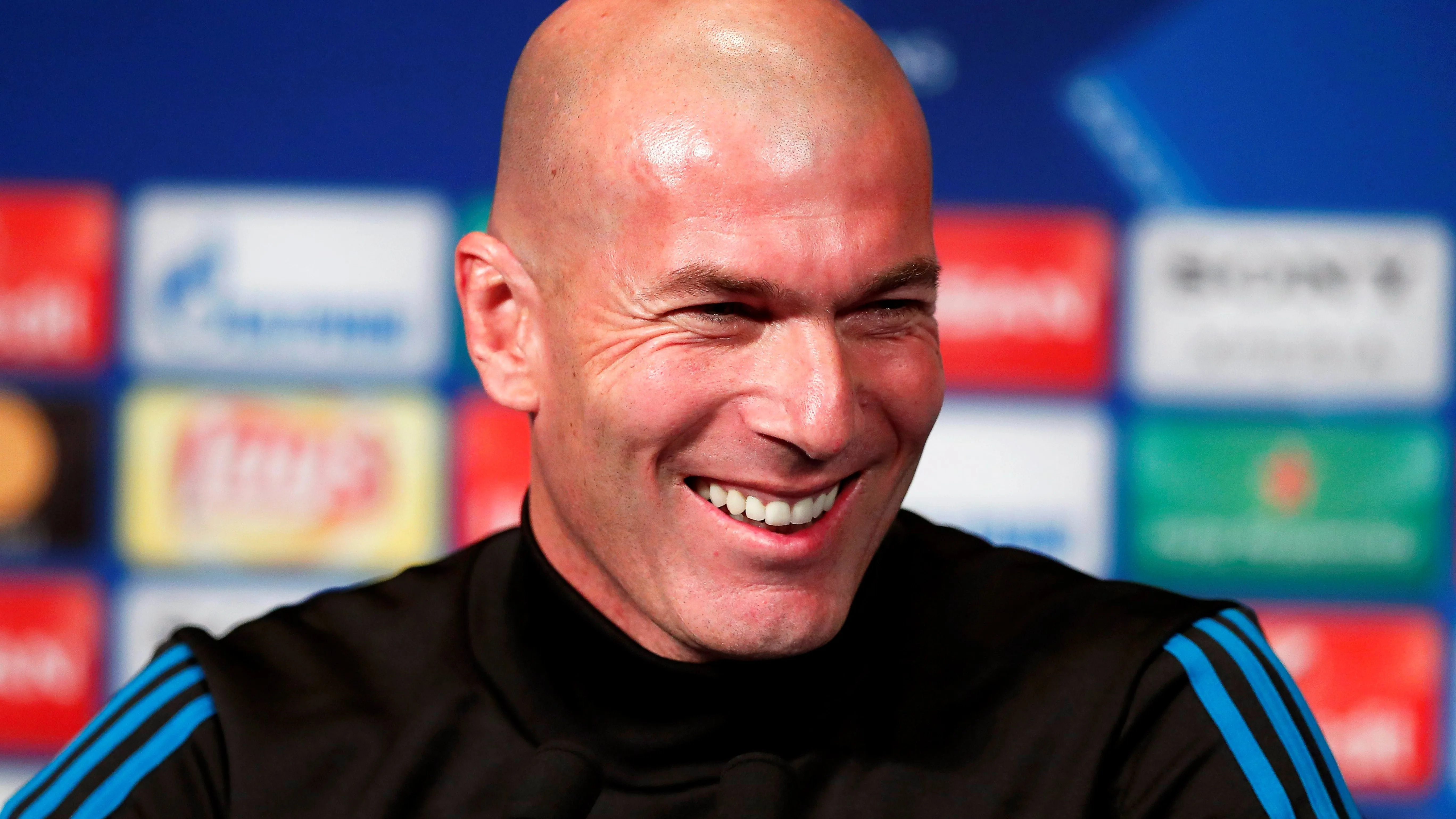 Zidane, en rueda de prensa en París