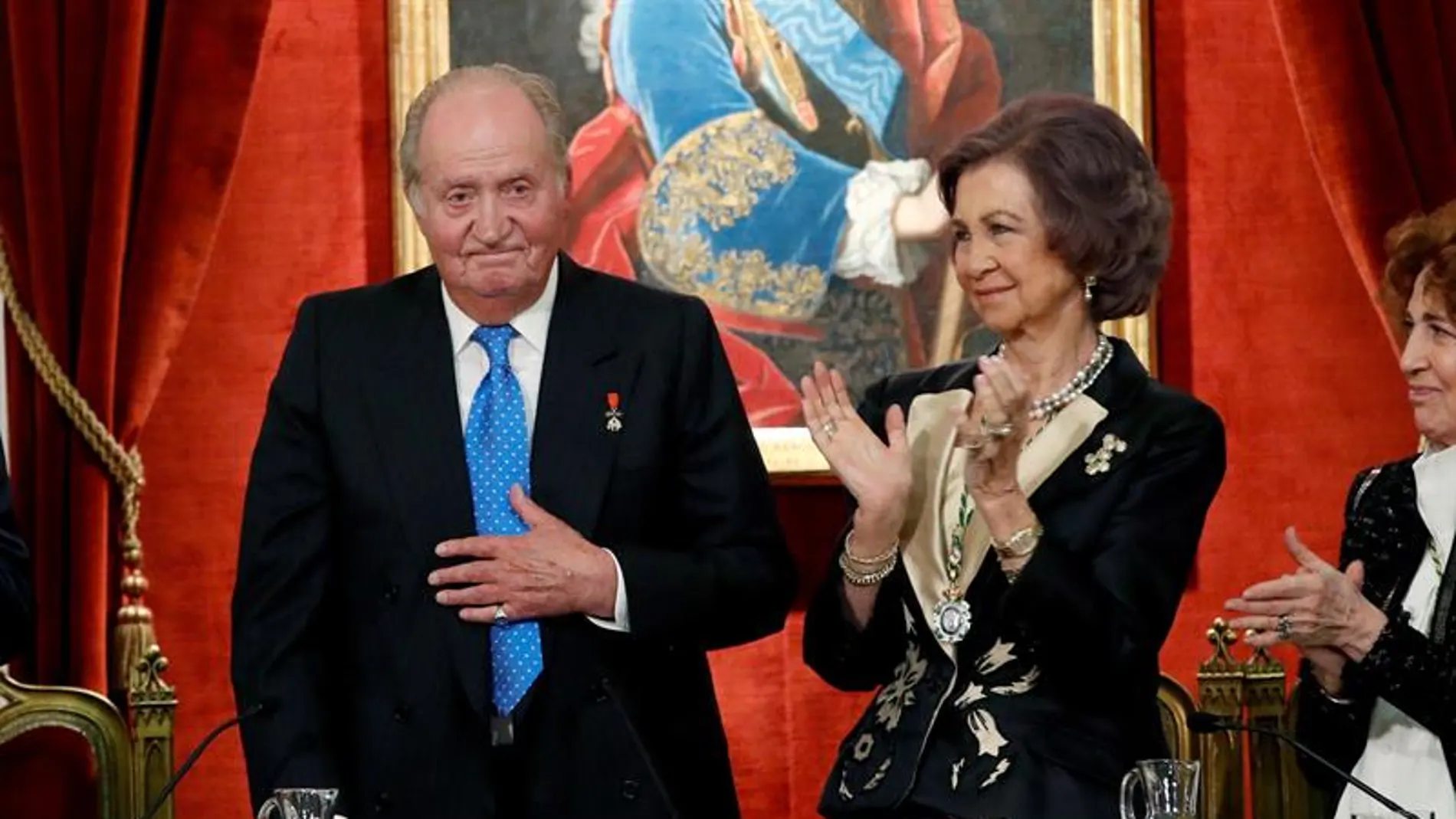 El Rey Juan Carlos junto a la Reina Sofía