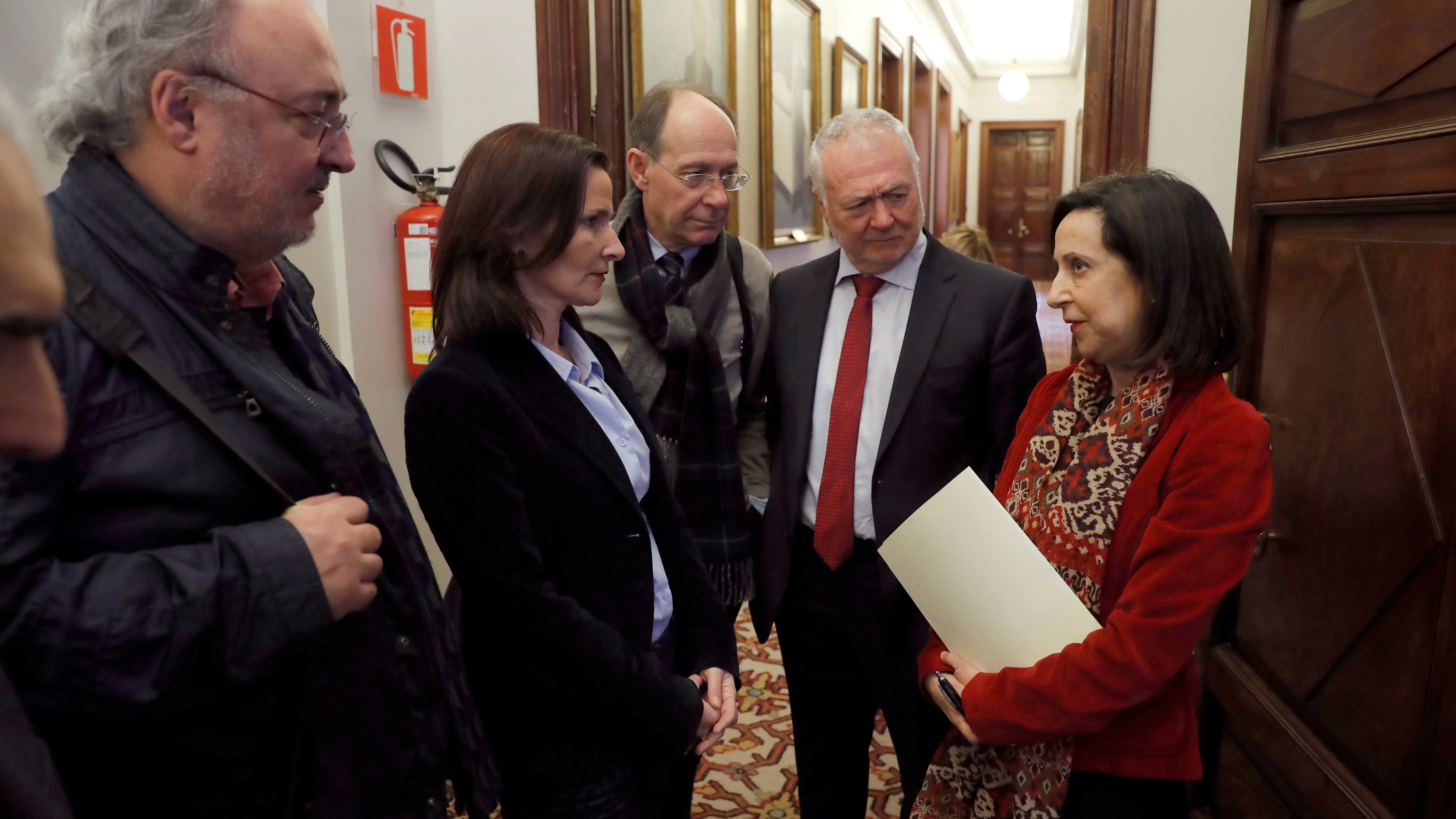 La portavoz de los socialistas Margarita Robles tras la reunión del Subcomité del Pacto Educativo