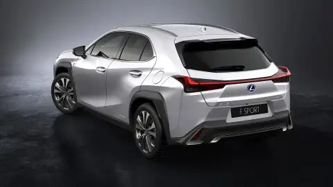 Lexus UX 250h Bautizado como UX 250h, este Lexus se encuadra dentro del segmento de los SUV premium compactos