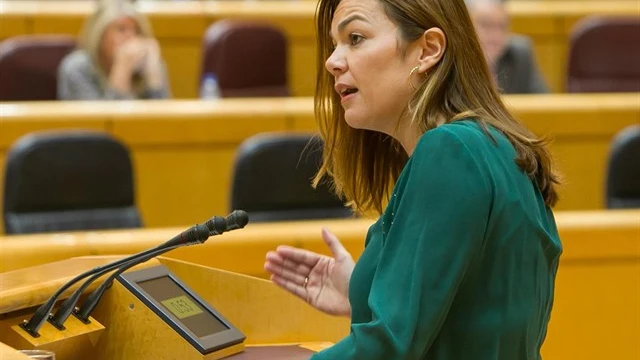 López Santana, senadora de Nueva Canarias