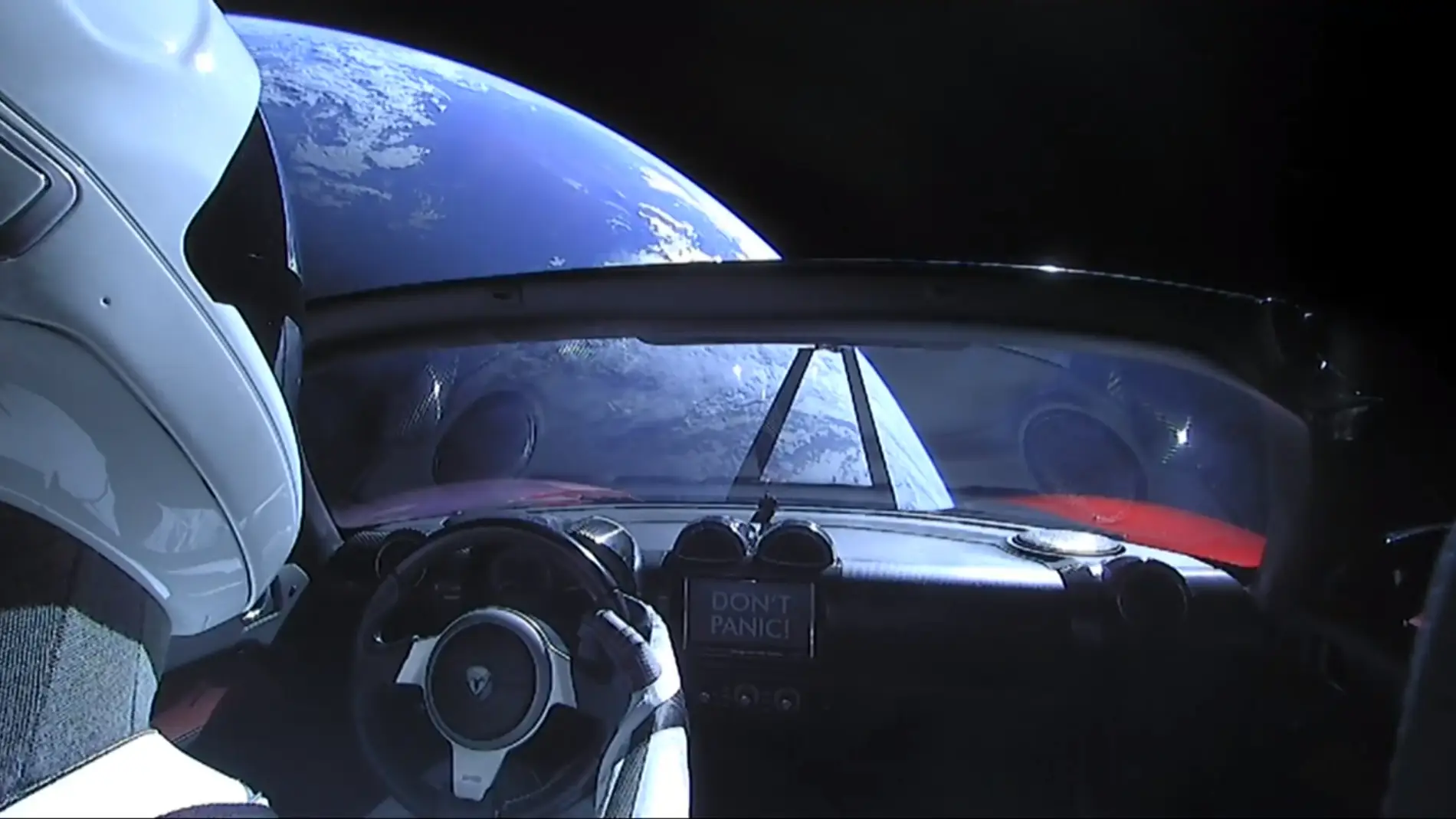 Tesla por el espacio