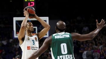 Anthony Randolph, en acción ante el Panathinaikos