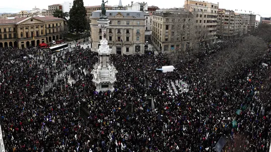 Miles de personas se han concentrado hoy, Día Internacional de la Mujer, en España Miles de personas se han concentrado hoy, Día Internacional de la Mujer, en España