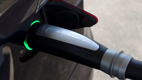 Tesla carga 1