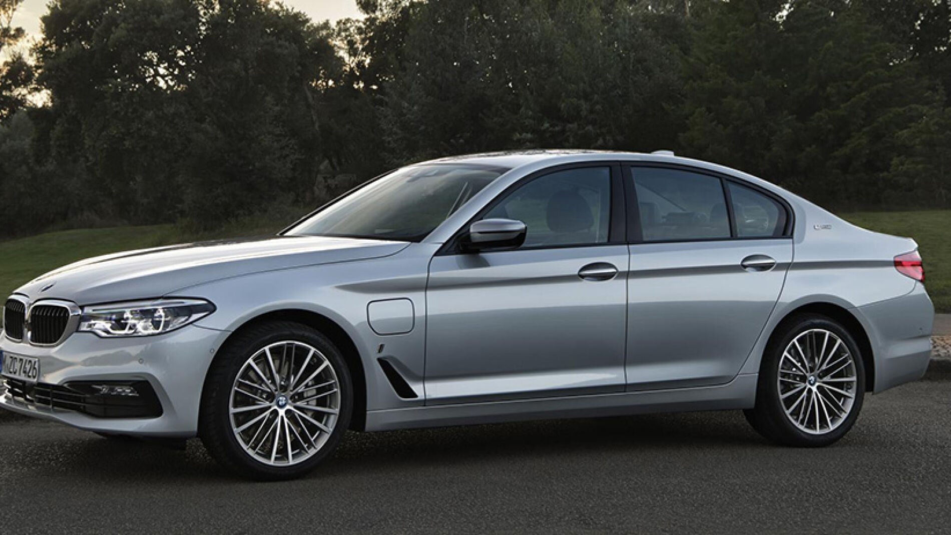 bmw530e.jpg