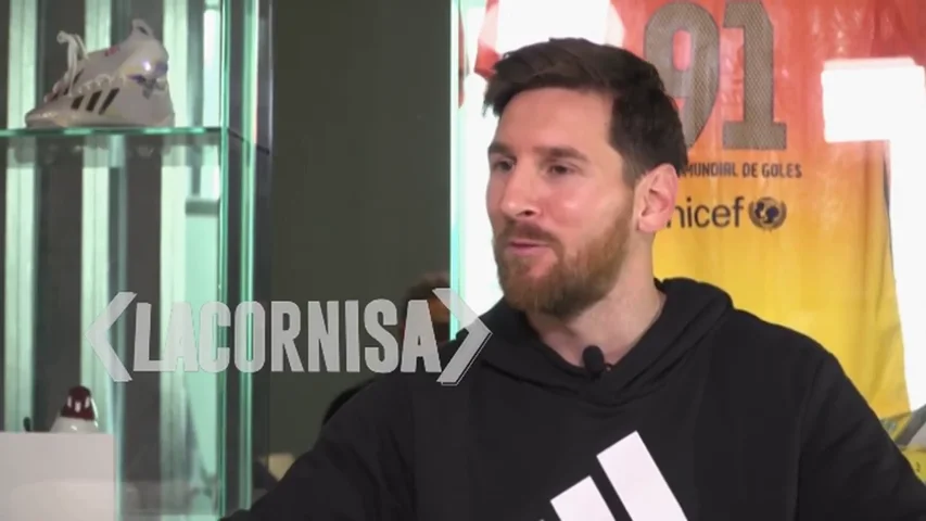 Messi: "Antes cogía la pelota y hacía mi jugada, ahora intento hacer jugar más al equipo" Messi: "Antes cogía la pelota y hacía mi jugada, ahora intento hacer jugar más al equipo"