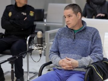 El histórico etarra Antón Troitiño, durante el juicio El histórico etarra Antón Troitiño, durante el juicio
