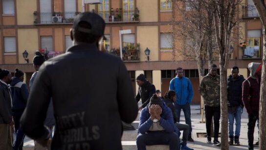 Vista de la concentraci&oacute;n el la plaza Nelson Mandela del barrio de Lavapi&eacute;s
