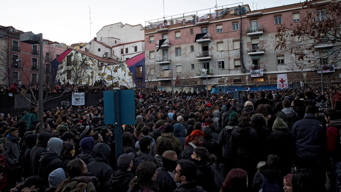 Concentraci&oacute;n en la plaza de Nelson Mandela, en el barrio madrile&ntilde;o de Lavapi&eacute;s