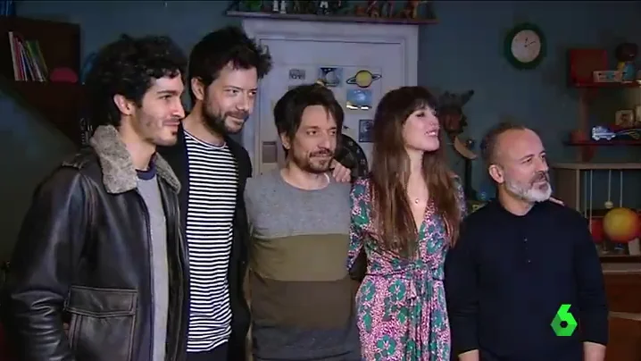 Oriol Paulo y el equipo de 'Mirage'