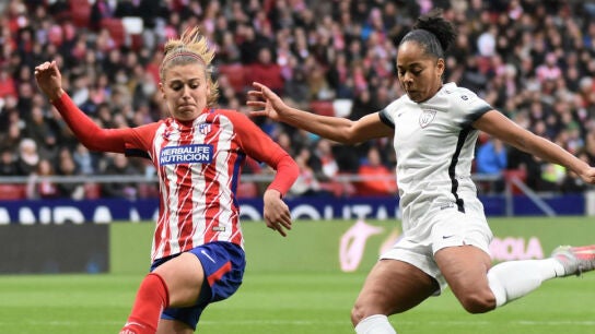 Jade, en un remate a puerta