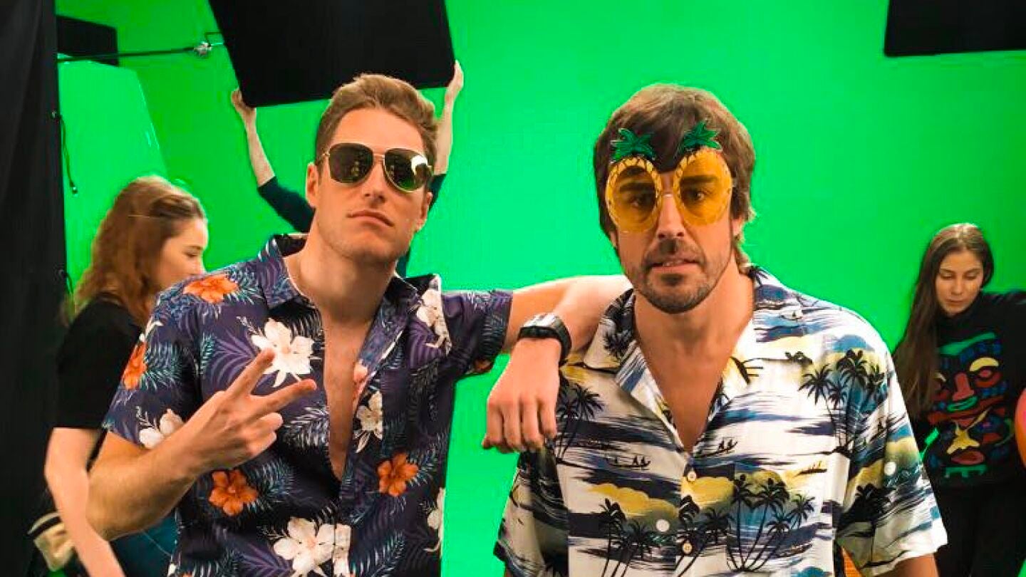 Vandoorne y Alonso, en plan hawaianos
