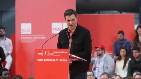 El líder del PSOE, Pedro Sánchez, durante su intervención en la clausura de la Escuela de Buen Gobierno El líder del PSOE, Pedro Sánchez, durante su intervención en la clausura de la Escuela de Buen Gobierno