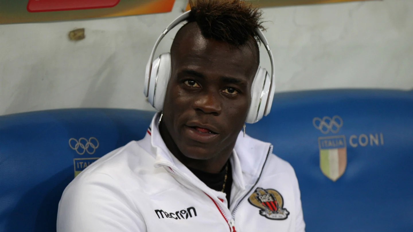 Balotelli, con el Niza Balotelli, con el Niza