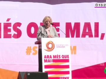 La petición de Rosa María Sardá a los políticos por Cataluña: "Que dejen de jugar a ver quien la tiene más larga" La petición de Rosa María Sardá a los políticos por Cataluña: "Que dejen de jugar a ver quien la tiene más larga"