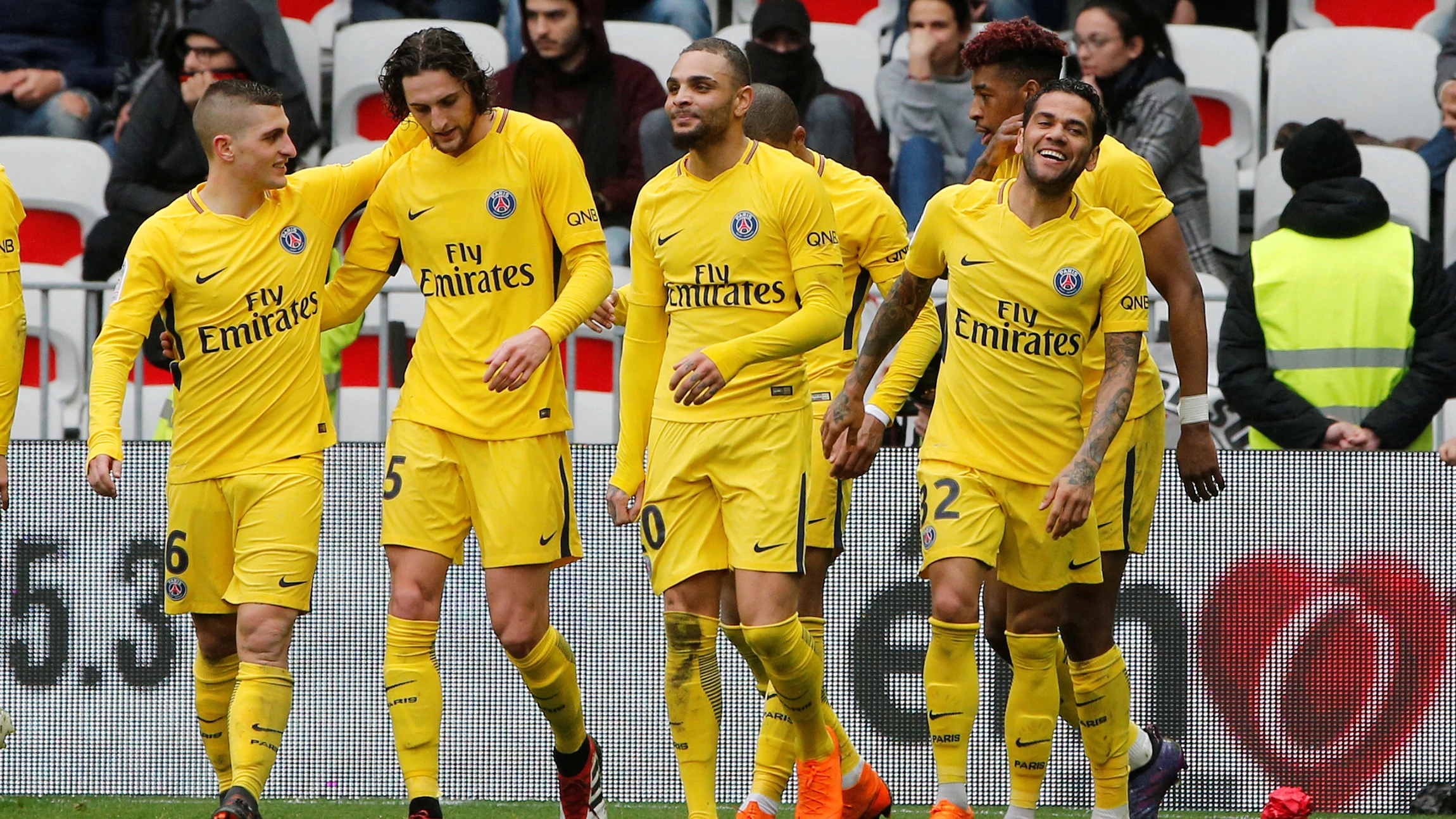 El PSG celebrando la victoria ante el Niza El PSG celebrando la victoria ante el Niza